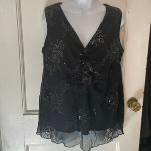 Pennington’s shirt sleeve  blouse